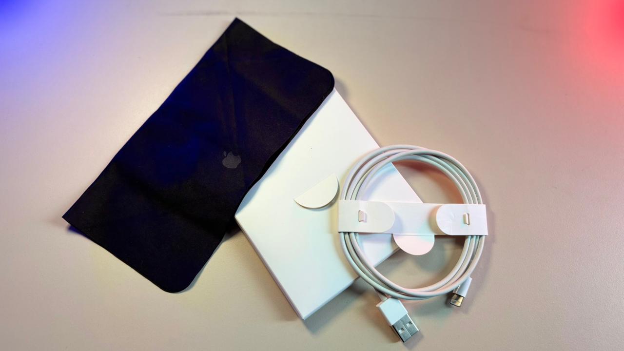 Apple Wireless Magic Keyboard 2 with Apple Magic Bluetooth Mouse 2 (Lighting Cable Edition)