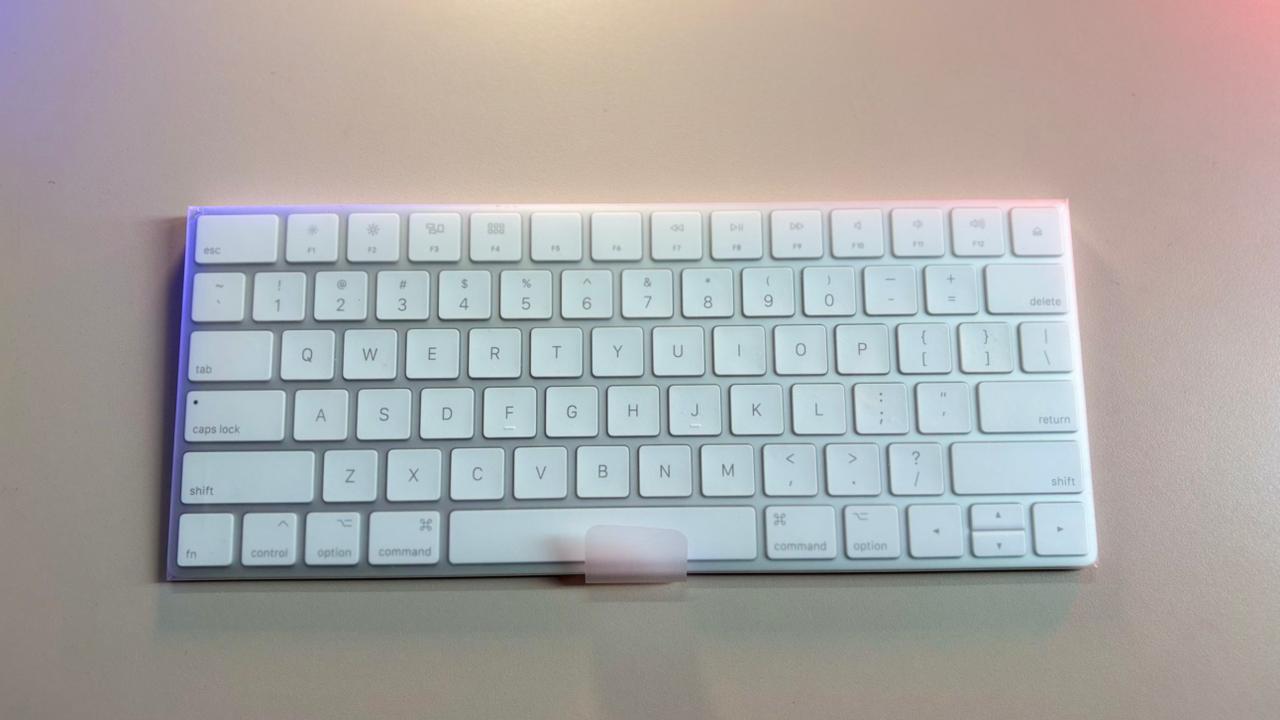 Apple Wireless Magic Keyboard 2 with Apple Magic Bluetooth Mouse 2 (Lighting Cable Edition)